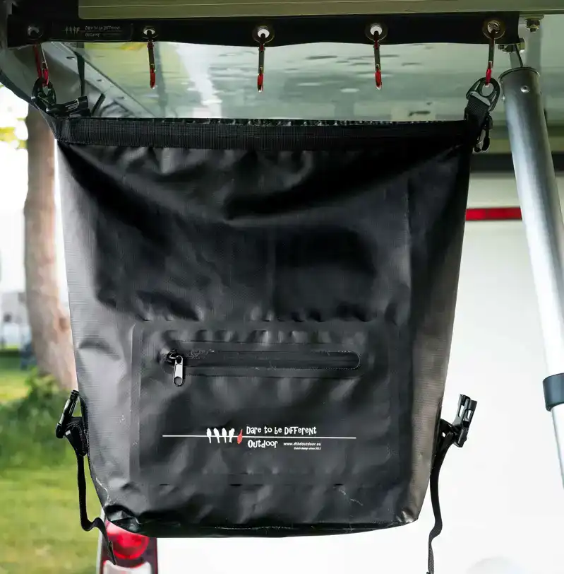 Dare To Be Different Carryall + Sky Clips